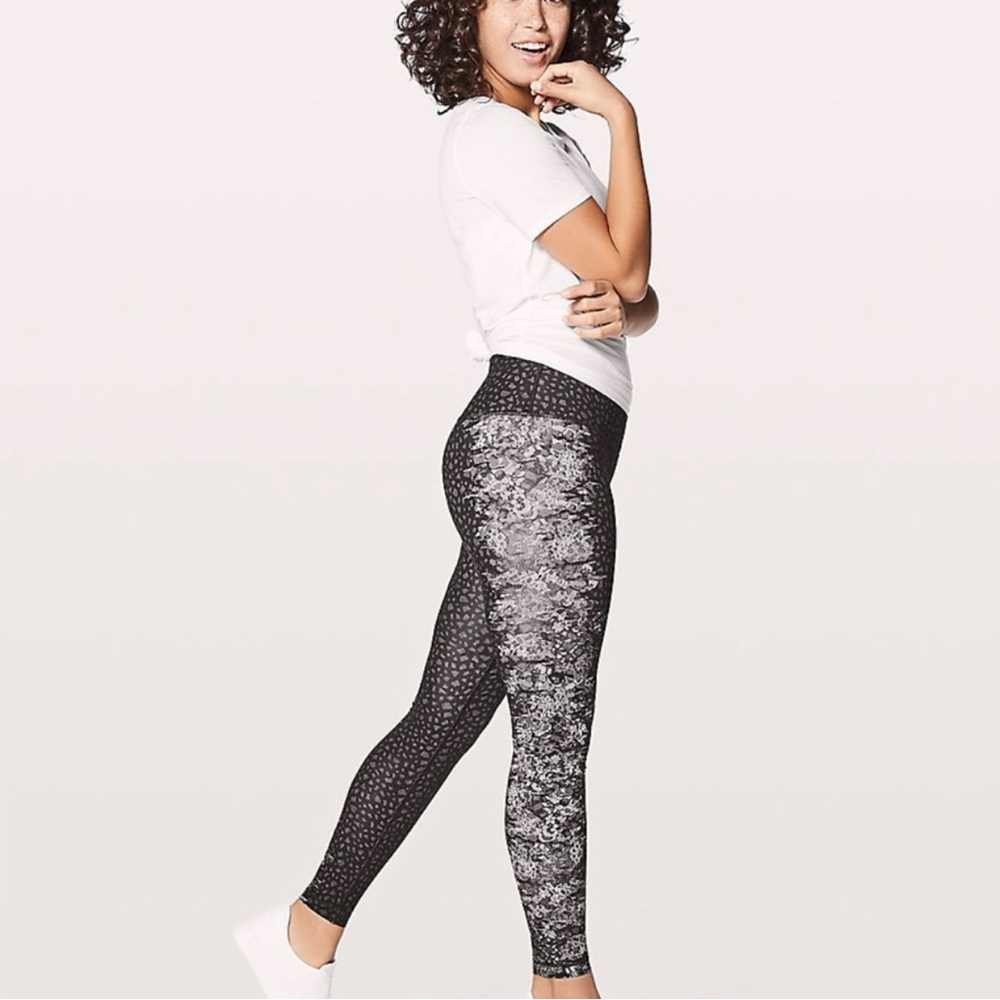 2017 Lululemon Lace Print Legging